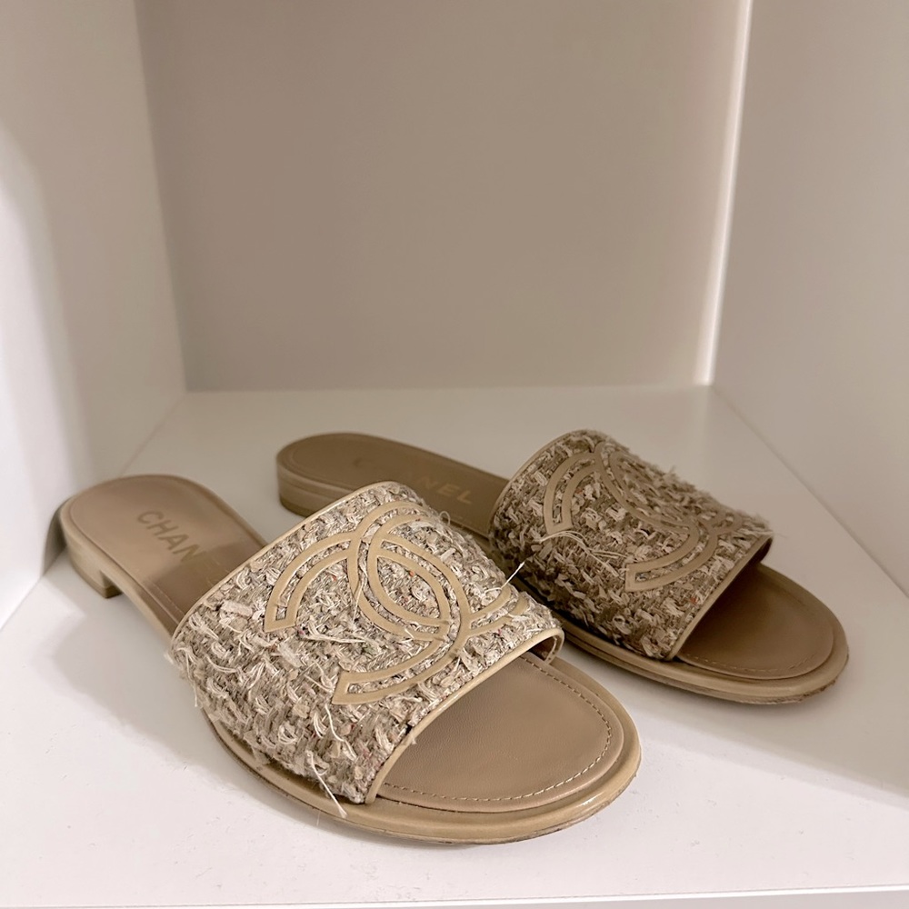 Chanel Sandals women’s size 8.5